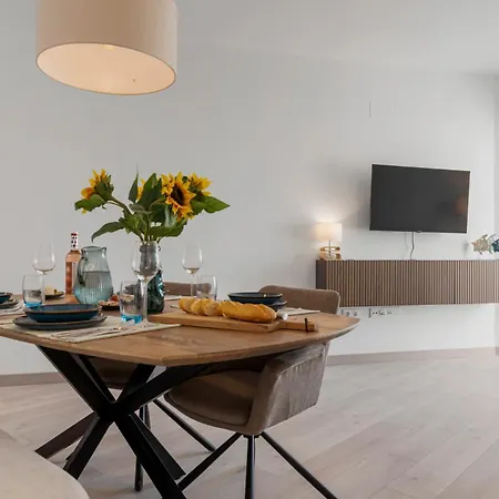Casa Vecinos - Luxury Rooftop Penthouse Апартаменты *